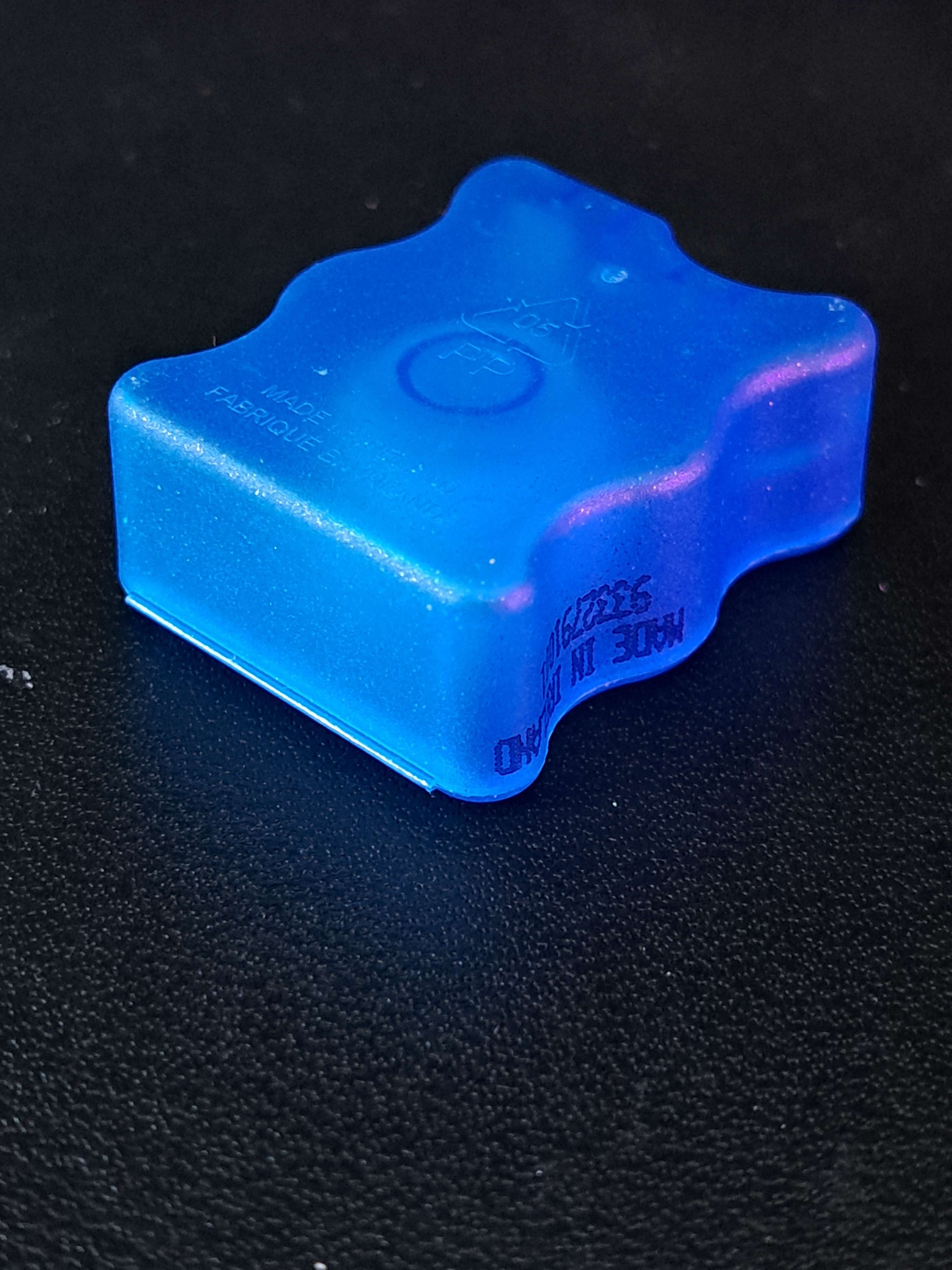 simple shape 1; a modified cube